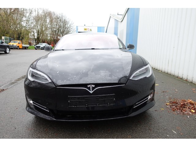 Tesla s - afbeelding 12 van  18
