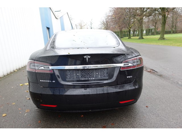 Tesla s - afbeelding 17 van  18