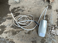 Tesla wall connector - afbeelding 1 van  7