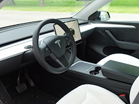 Tesla y - afbeelding 13 van  21