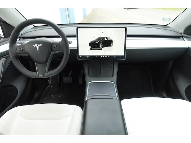 Tesla y - afbeelding 4 van  21