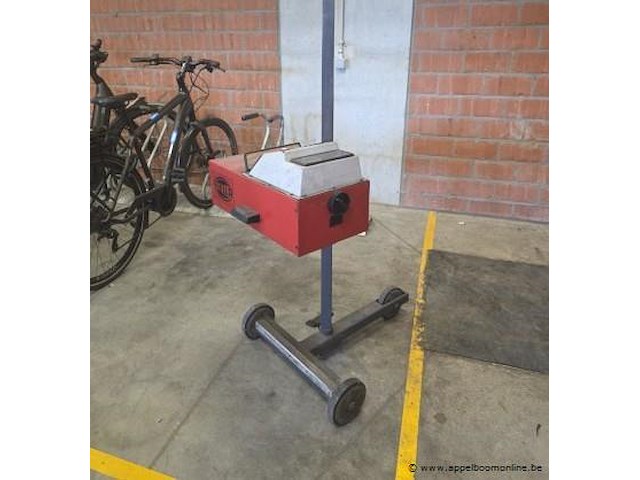 Testapparaat autolampen hella - afbeelding 2 van  6