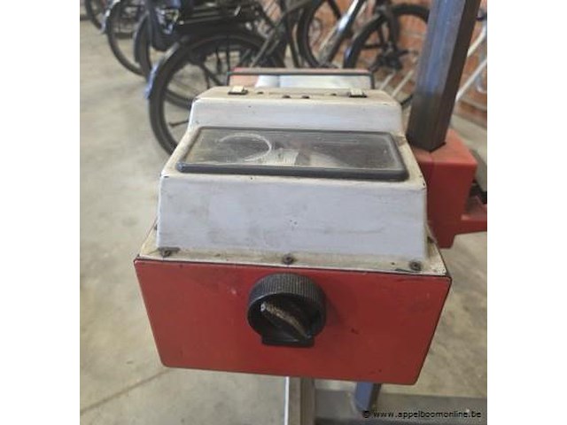 Testapparaat autolampen hella - afbeelding 3 van  6