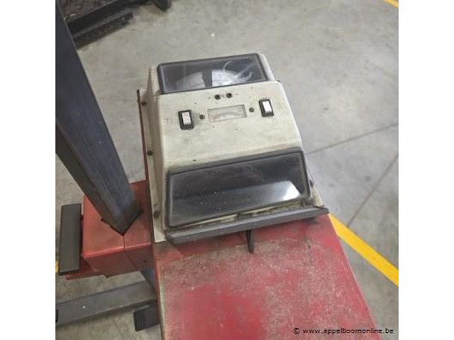 Testapparaat autolampen hella - afbeelding 6 van  6