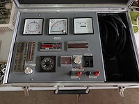 Testapparaat (meters voor spanning, stroom, vermogen en toerentallen) - afbeelding 2 van  3