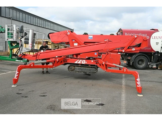 Teupen leo 23gt spiderhoogwerker + aanhangwagen - afbeelding 4 van  32
