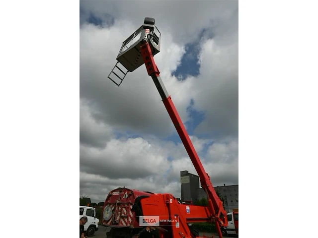 Teupen leo 23gt spiderhoogwerker + aanhangwagen - afbeelding 10 van  32