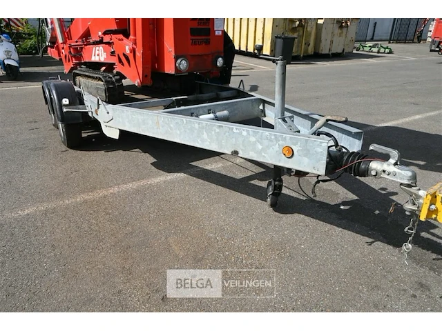 Teupen leo 23gt spiderhoogwerker + aanhangwagen - afbeelding 20 van  32