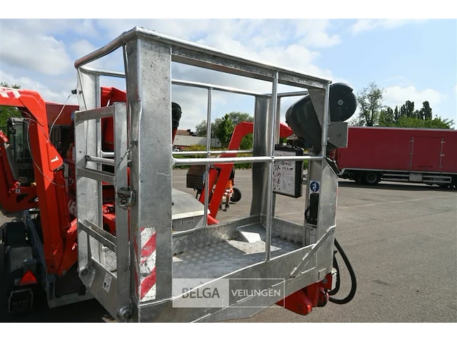 Teupen leo 23gt spiderhoogwerker + aanhangwagen - afbeelding 22 van  32