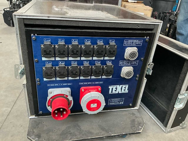 Texel strand lichting sd6 met flight case accessoire - afbeelding 1 van  3