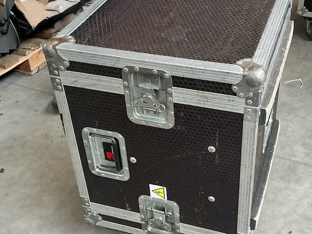 Texel zero 88 met flight case dimmerpack - afbeelding 1 van  3