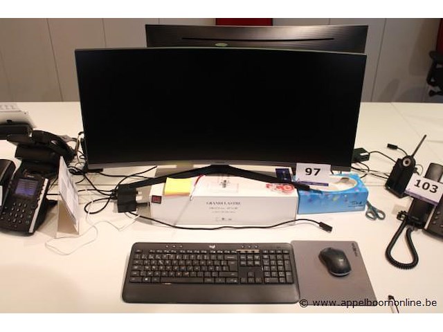 Tft scherm samsung plus muis en toetsenbord logi - afbeelding 1 van  2