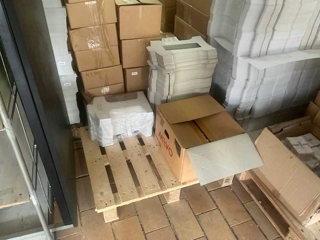 T&g+malzahn grote partij verpakkingsmateriaal voor shirts en blouses - afbeelding 27 van  27