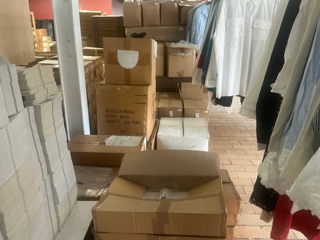 T&g+malzahn grote partij verpakkingsmateriaal voor shirts en blouses - afbeelding 14 van  22