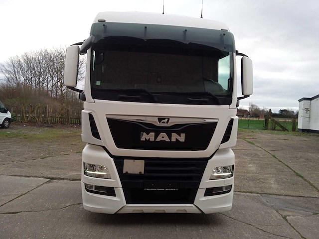 Tgx - 2018 - vrachtwagen - afbeelding 1 van  29