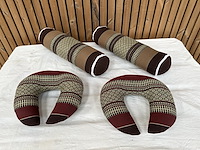 Thai kapok neksteunen & kussens