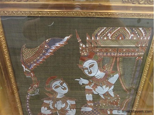 Thais werk op zijde achter glas - afbeelding 2 van  4
