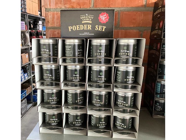 The greatest candle poeder set, maak je eigen kaars geur vers gras (33x) - afbeelding 1 van  5