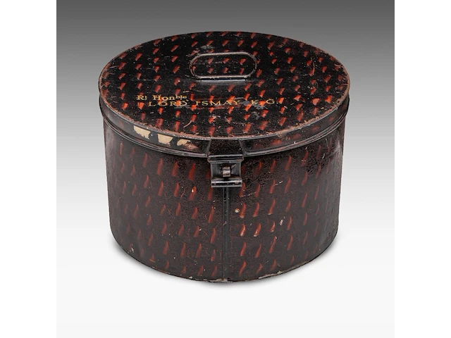 The personal ede & ravenscroft hatbox of lord ismay kg 24 x 35 cm. (9.44 x 13.77 in.) - afbeelding 1 van  7
