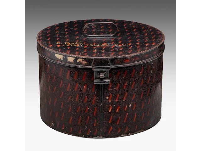 The personal ede & ravenscroft hatbox of lord ismay kg 24 x 35 cm. (9.44 x 13.77 in.) - afbeelding 2 van  7