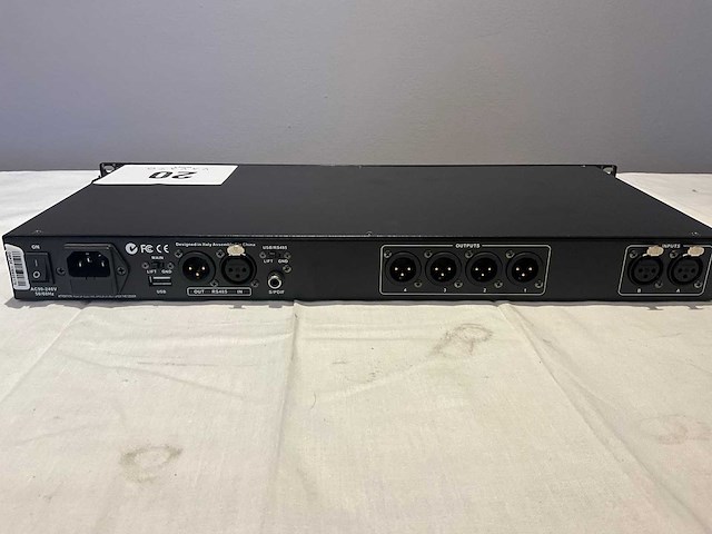 The t.racks dsp24 speaker processor - afbeelding 3 van  4