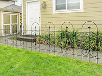 Thealyn metalen decoratieve tuinhekrand 82 cm hoog x 6,1 m breed - afbeelding 4 van  5