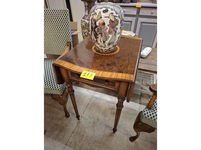 Thee tafel set + vaas - afbeelding 2 van  5