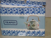 Theepot en doos papieren inpakzakjes - afbeelding 2 van  3