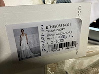 Theia bruidsjurken (9x) - afbeelding 9 van  22