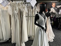 Theia bruidsjurken (9x) - afbeelding 17 van  22