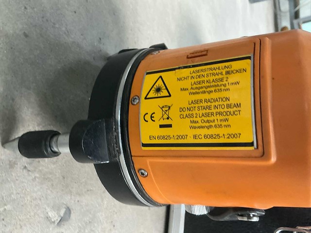 Theis wolzhausen cross line laser tcl30 bouwlaser - afbeelding 4 van  5