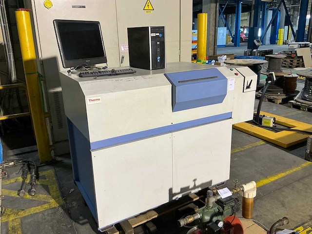 Thermo scientific spectrometer - afbeelding 2 van  9