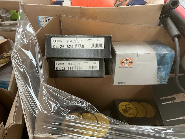 Thermostaten, koppelingen, waterpompen,… - afbeelding 15 van  16