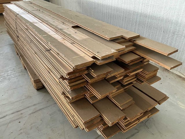 Thermowood bekleding tuinhuis (150x) - afbeelding 5 van  6