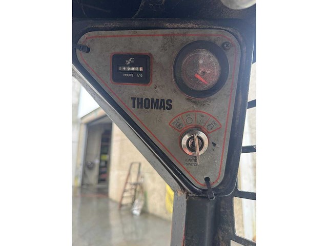 Thomas - t153 - shovel - 2001 - afbeelding 4 van  14