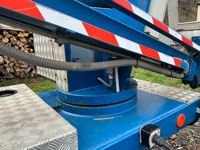 Thomas 120 nwt - 12m luchtwerkplatform - afbeelding 13 van  35