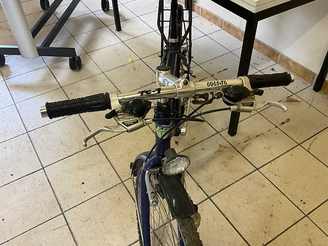 Thompson fiets - afbeelding 9 van  12