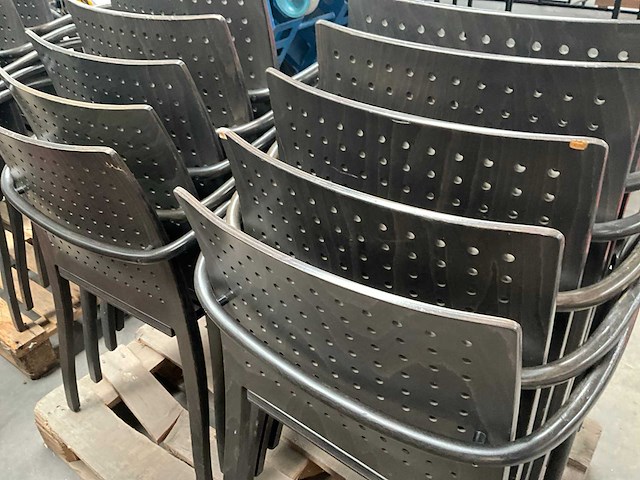 Thonet restaurantstoel (20x) - afbeelding 2 van  12