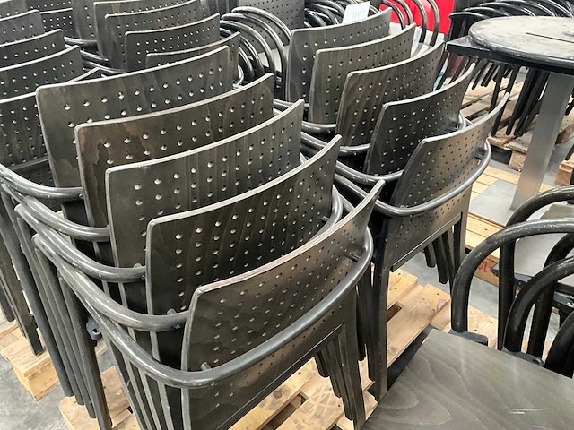 Thonet restaurantstoel (20x) - afbeelding 2 van  12