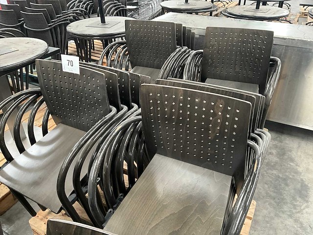 Thonet restaurantstoel (20x) - afbeelding 11 van  12