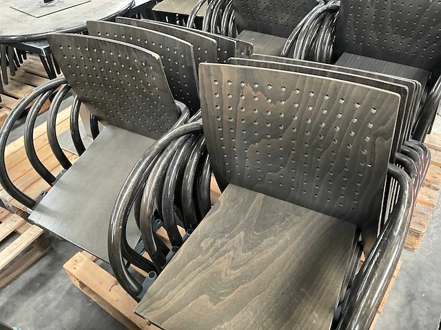 Thonet restaurantstoel (20x) - afbeelding 3 van  11