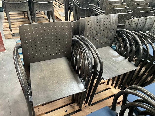 Thonet restaurantstoel (20x) - afbeelding 12 van  12