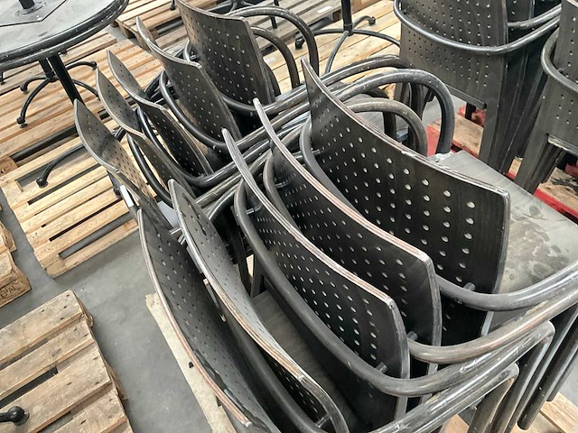 Thonet restaurantstoel (30x) - afbeelding 4 van  8