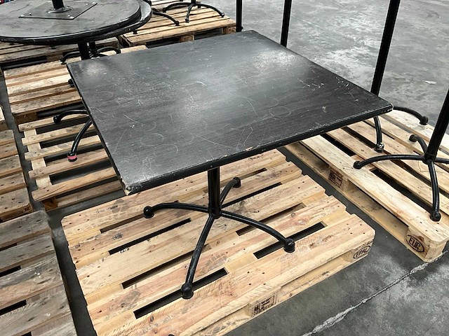 Thonet restauranttafel (10x) - afbeelding 1 van  14