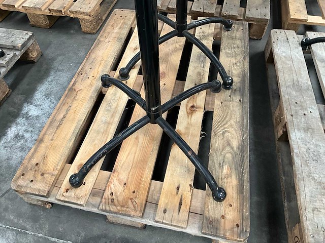 Thonet statafel (4x) - afbeelding 8 van  8