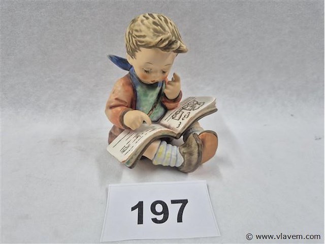 Thoughtful - afbeelding 1 van  3