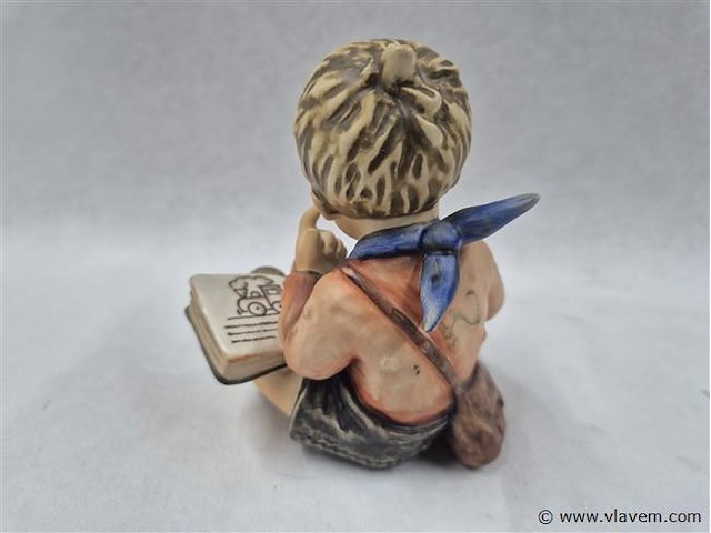 Thoughtful - afbeelding 2 van  3