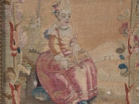 Three 18thc upholstery tapestry fragments with pastoral scenery, framed - afbeelding 6 van  7