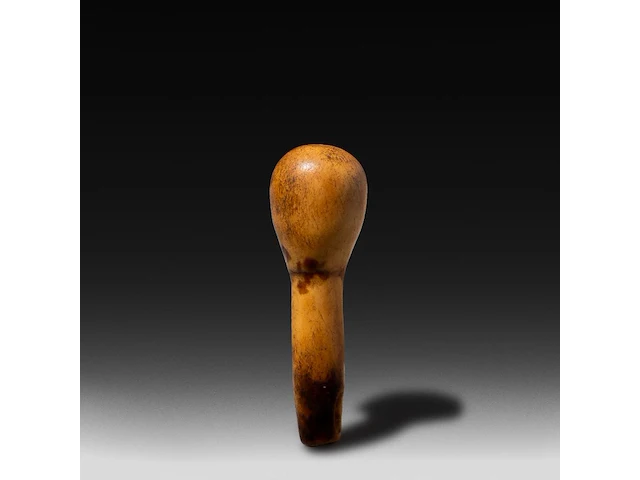 Three bone lega tutimbitimbi or mini phalluses, d.r. congo, h 5 - 6 cm - afbeelding 5 van  6
