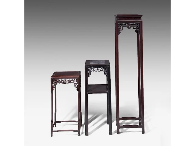 Three chinese carved hardwood rectangular bases, one incl. a marble top, late qing, tallest h 138,5 cm - afbeelding 3 van  6